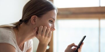 Зміну мобільного оператора тимчасово заблокують: коли українці не зможуть перенести номер