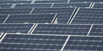 Сонячна електростанція допомогла львівській лікарні заощадити вже понад 43 тисячі гривень