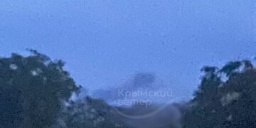 В окупованому Криму пролунали вибухи: під атакою перебувала низка міст (фото, відео)
