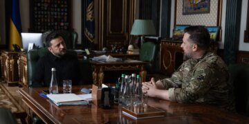 Зеленський провів нараду з Білецьким щодо ситуації на Харківщині та Донеччині