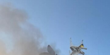 росія атакує заблоковані цивільні судна в портах Миколаївщини – АМПУ