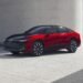 Повний привід і гібридні установки: Toyota оновила оригінальний седан-кросовер (фото)