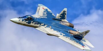 В РФ змінили конфігурацію озброєння Су-57: як полюватиме на дрони під час атак на НПЗ (фото)