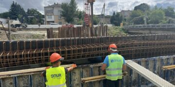 Будівництво шляхопроводу в Рясному: у Львові завершили черговий етап робіт