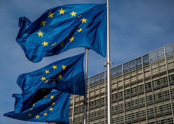 Шість країн ЄС зривають ухвалення 21-й пакету санкцій проти РФ: бояться за “власні економіки” — FT