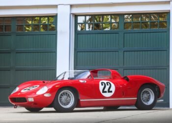 Гоночна легенда: уславлений Ferrari 60-х продають за 20 мільйонів доларів (фото)