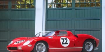 Гоночна легенда: уславлений Ferrari 60-х продають за 20 мільйонів доларів (фото)