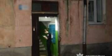 У Львові чоловік вигадав нападника, щоб приховати, що його поранила ножем дружина