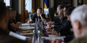 Удар по виставці зброї, загроза масованого обстрілу та мобілізація в РФ: головне із звернення Зеленського