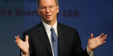 NYT: Ерік Шмідт назвав головний виклик століття – і це не гонка з Китаєм