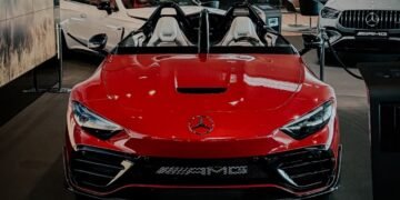 Один із 250: в Україні з’явився суперкар Mercedes за $1,5 мільйона без лобового скла (фото)