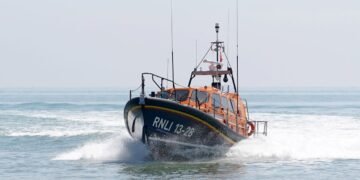 ВМС Болгарії “виловили” у Чорному морі невідомий дрон
