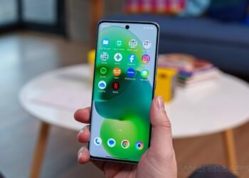 Найкращі бюджетні смартфони середини 2026 року: топ-3 моделі Motorola, Xiaomi, POCO (фото)