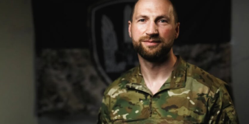 Кабмін офіційно призначив Хмару тимчасовим очільником Міноборони