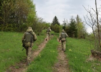 Загроза наступу РФ з півночі: Україна швидко й ефективно будує нові лінії фортифікацій (фото)