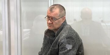 Два Mercedes, елітна нерухомість в Україні і на Балі: у справі “Мідас” нова підозра