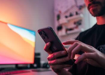 Apple піднімає ціни: що подорожчає в Україні та чи торкнеться це iPhone