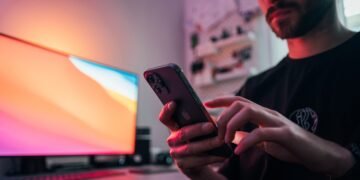 Apple піднімає ціни: що подорожчає в Україні та чи торкнеться це iPhone