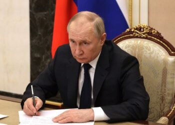 Путін готує провокацію проти НАТО “протягом місяців”, поки Трамп зайнятий Іраном — ЗМІ