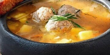Топ-3 рецепти оригінального супу з фрикадельками: цікаві варіанти звичної страви
