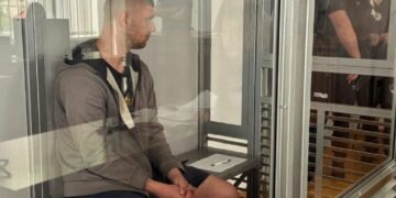 За напад на поліцейських на Сихові суд взяв під варту підозрюваного