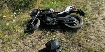 На трасі біля Львова мотоциклістка потрапила в ДТП з легковиком: 23-річну жінку госпіталізували