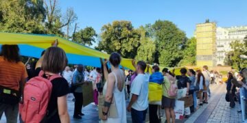 У Києві масштабна хода через відставку Федорова з Міноборони (фото, відео)