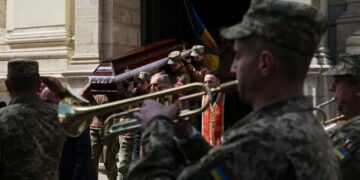 Завтра Львів попрощається із захисниками Степаном Саламахою, Андрієм Юркевичем та Ігорем Цапом