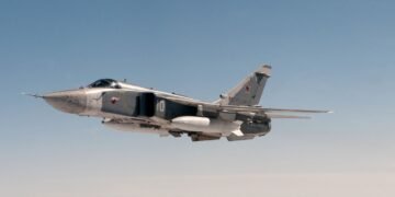 Бойові водолази Нацгвардії знищили Су-24М на аеродромі у Криму (відео)