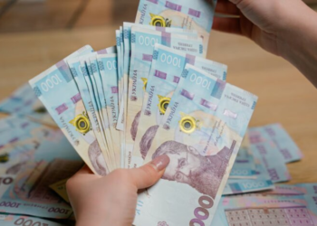 Штраф 25 тисяч і заборона російських пісень: у Раді хочуть змінити мовні правила