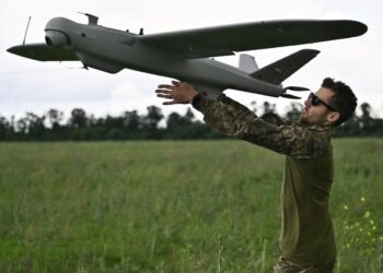 Не лише бензин. У РФ після атак дронів просіла ще одна важлива галузь