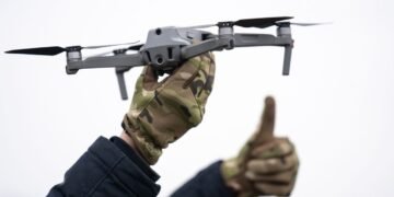 Пентагон визнав відставання від України у галузі дронів, але хоче стати “чемпіоном світу”