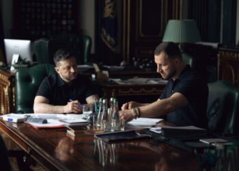 The Economist: Зеленський оголосив 40-денний термін для переговорів із Путіним