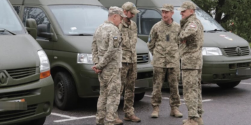 ТЦК на Закарпатті скасовував чинні відстрочки без комісій: Лубінець назвав схему