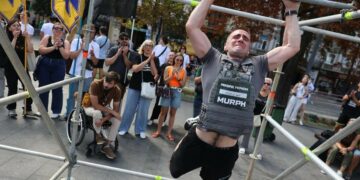 Рекорд сили та витривалості: у Львові військові й ветерани виконали «Murph»