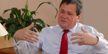 Равлик рухається швидше: посол Британії оцінив просування російських військ