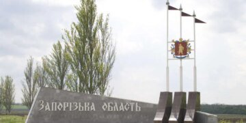На Запоріжжі два населені пункти залишились без світла через атаки рф