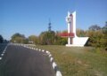 рф вдарила по багатоповерхівці у Чернігові, виникла пожежа
