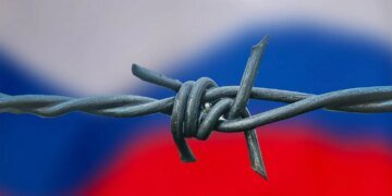 росія розгорнула нову кампанію диверсій проти оборонних заводів у Європі – Telegraph