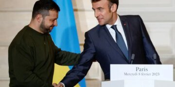 Франція хоче обмежити Україні закупівлі зброї за межами ЄС за кредитні кошти