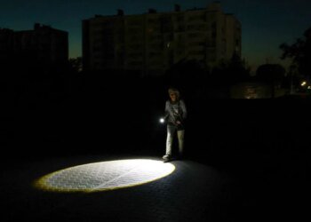 Окупована частина Херсонщини понад добу без електропостачання після ударів по підстанціях