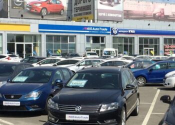 Дія відхилила продаж авто: у сервісних центрах МВС пояснили, куди звертатися