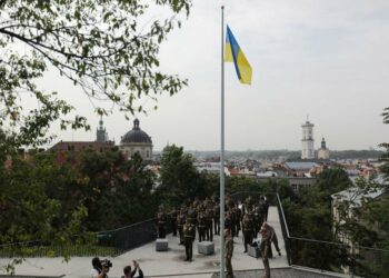 День Прапора у Львові: де 23 серпня піднімуть синьо-жовтий стяг
