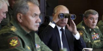 “Воєнну машину ви так не зупините” – Іноземцев про головну ілюзію України і Заходу