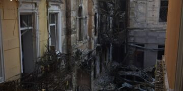 Вигорілі квартири в пам’ятці архітектури: що відомо про нічну атаку на Одесу