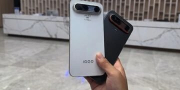 Батарея на 15 000 мАг та потужний чип: розкрито ціну та характеристики iQOO X (фото)