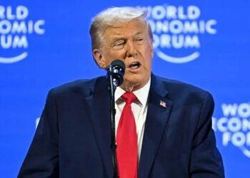 “Не хочу розчаровувати людей”: Трамп вперше відповів, чому директор ЦРУ їздив до Москви