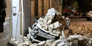 Потужний землетрус у Неаполя: є постраждалі, сейсмологи попередили про нові поштовхи (відео)