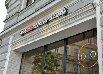 300 піц та 37 тисяч злотих: поляк робив масові замовленя та лякав людей, — ЗМІ