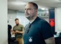 “Хартія” потрапила у скандал: що кажуть військові та цивільні про співпрацю корпусу з Єрмаком